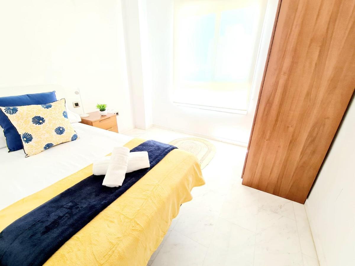 Apartamento 3 Dormitorios Malaga Exterior photo