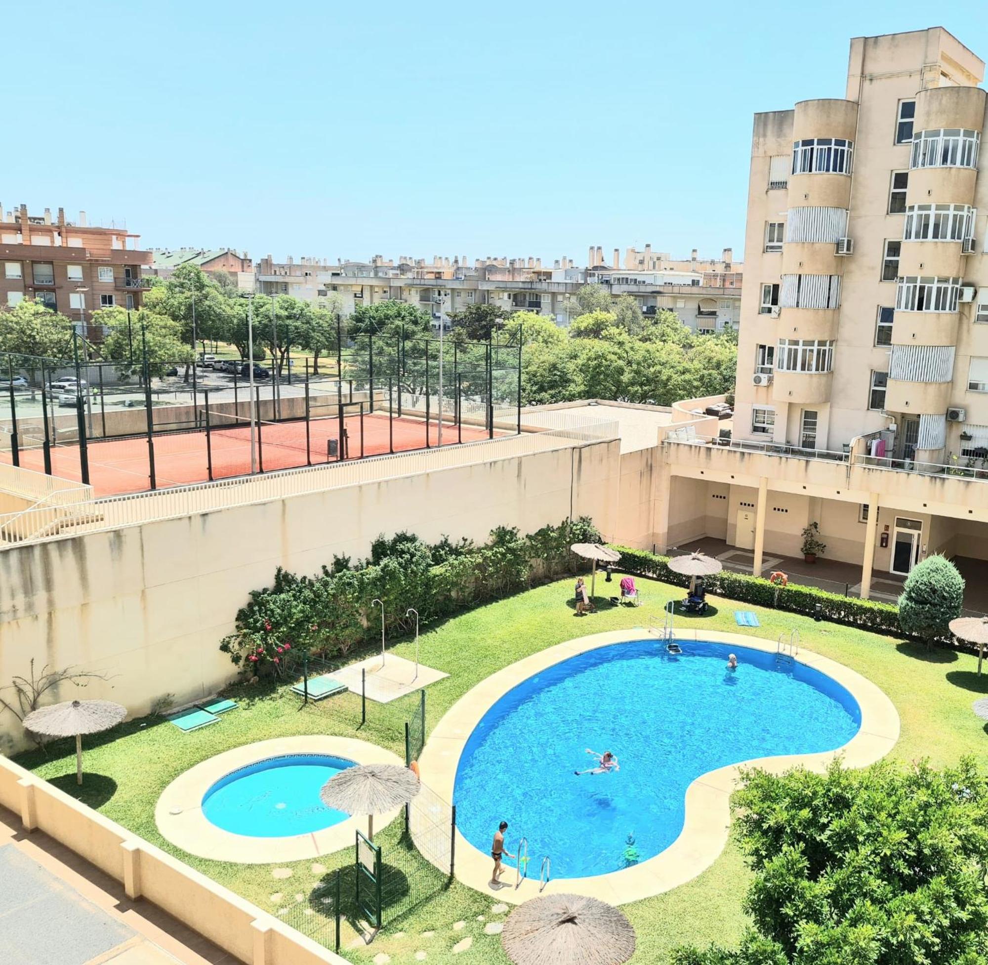 Apartamento 3 Dormitorios Malaga Exterior photo